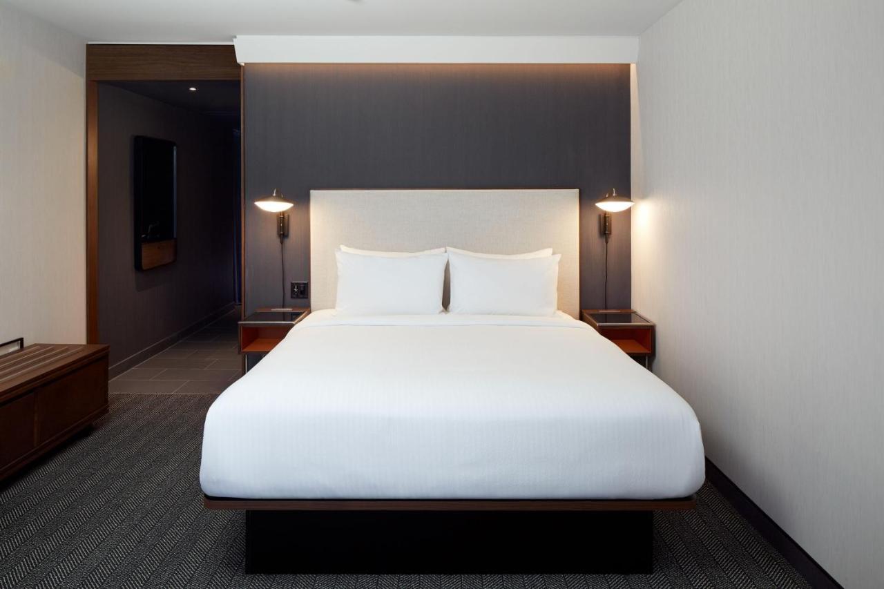 Residence Inn Montreal Midtown Exterior photo