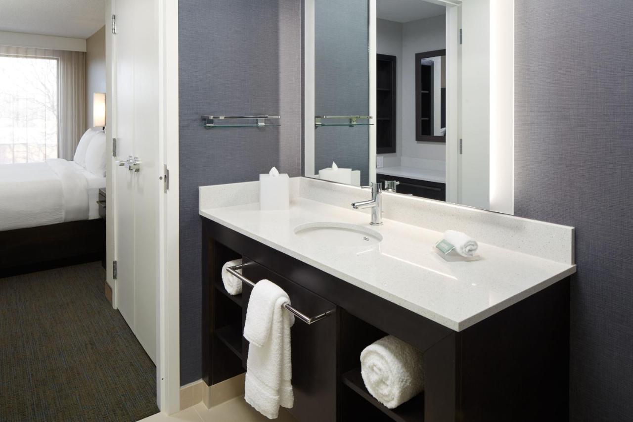 Residence Inn Montreal Midtown Exterior photo